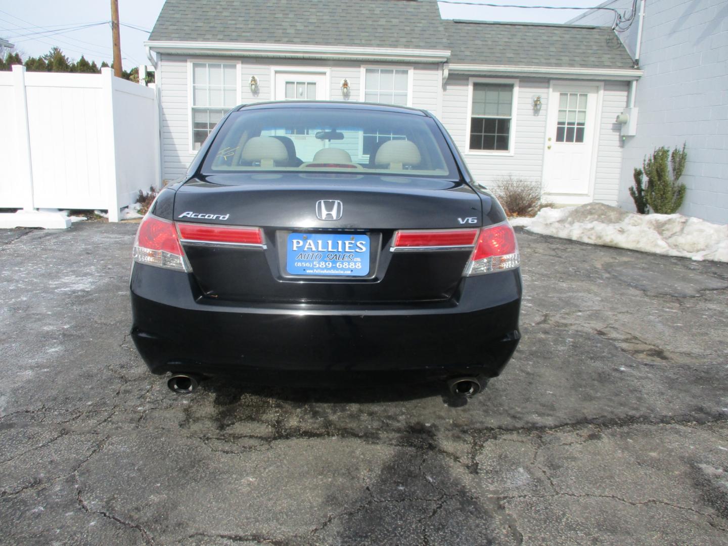 2011 BLACK Honda Accord EX V-6 SEDAN AT (1HGCP3F74BA) with an 3.5L V6 SOHC 24V engine, AUTOMATIC transmission, located at 540a Delsea Drive, Sewell, NJ, 08080, (856) 589-6888, 39.752560, -75.111206 - Photo#4